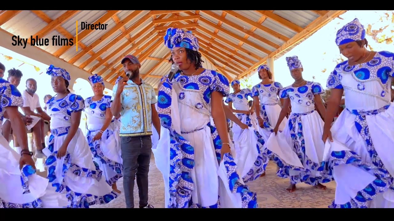 Ezili soti nan dlo/ Fe yo wè lafrik guinin #haitiancreator #africa #culture