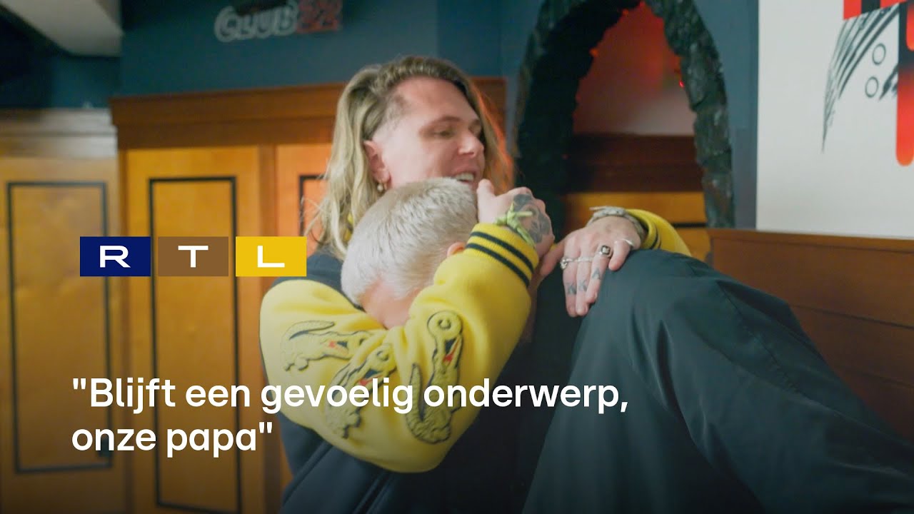 Kirss Kross Amsterdam broers bezoeken kroeg van overleden van vader | Rooijakkers Over De Vloer