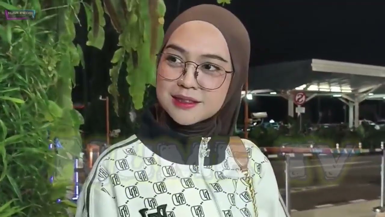 RIA RICIS SABET PENGHARGAAN BERGENGSI UNTUK CONTEN CREATOR TERBAIK❗