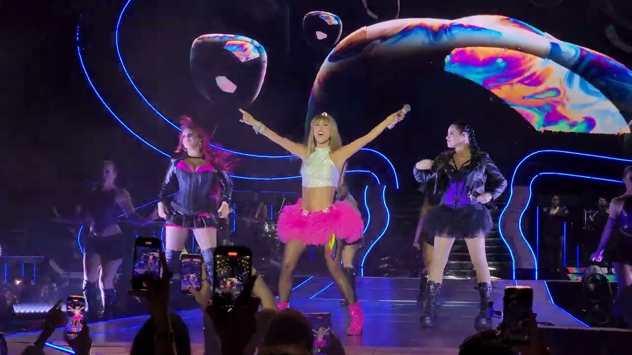 RBD - Así  Soy Yo / Cuando El Amor Se Acaba / Fuego (BMO STADIUM LOS ANGELES) 10/19/23)