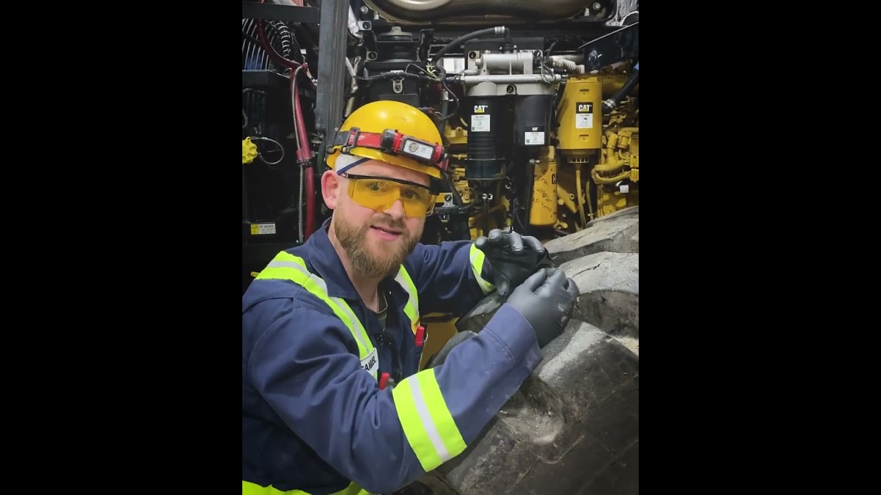 8 Winter-Ready Checks for Heavy Equipment | Tips from Toromont Cat’s Samuel Migneault