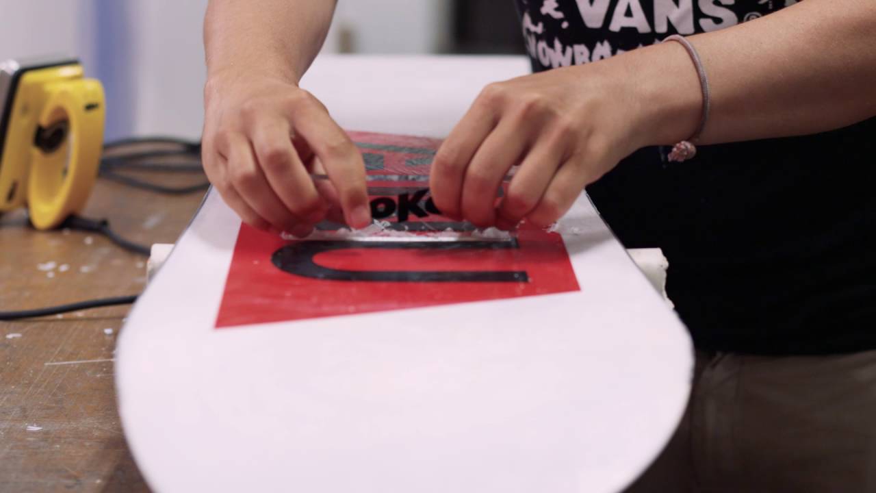 How To Wax A Snowboard | Whitelines Snowboarding