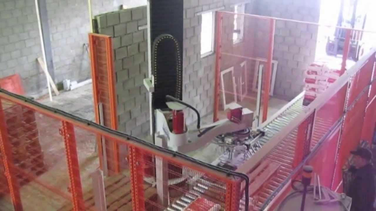 Ausloos robot palletisers