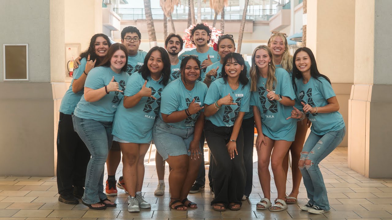 Learn about peer mentors and their roles at Hawaii Pacific University!