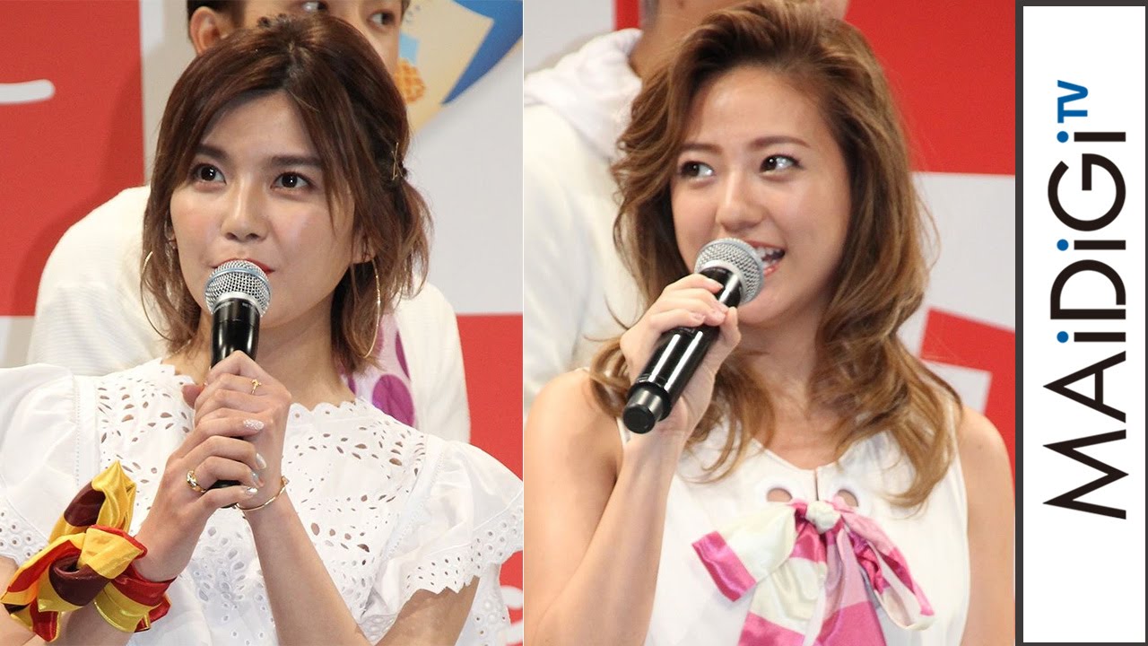 AAA伊藤千晃＆宇野実彩子、オールホワイトコーデで美脚披露　「セブンティーンアイス」PRイベント2