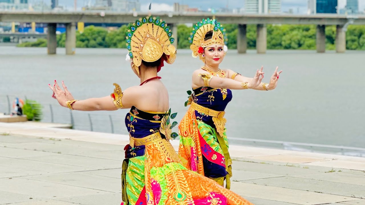 Balinese Dance Merak Angelo Performance at Festival Indonesia in Seoul 20 September 2025