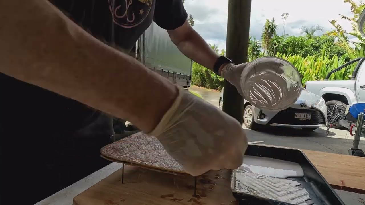 Fibreglassing over plywood - bait tank lid repair Cruise Craft 625