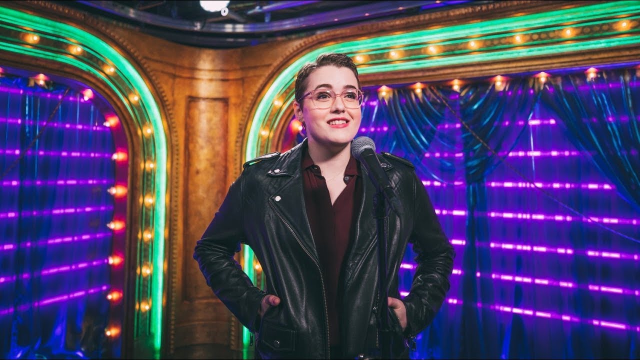 Caitlin Kinnunen Sings 