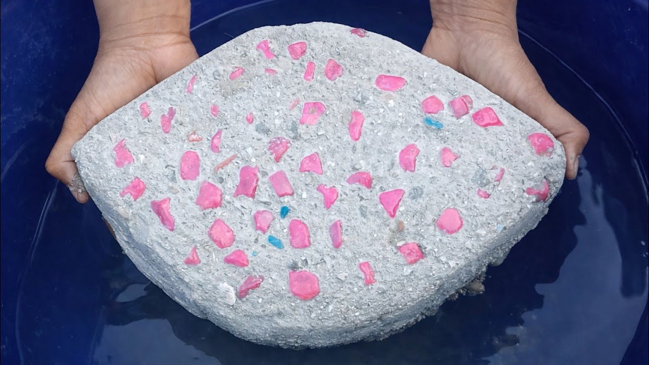 ASMR Relaxing silky smooth chock Dirt full Dusty Dry paste play dipping crumble in 🌊🥶