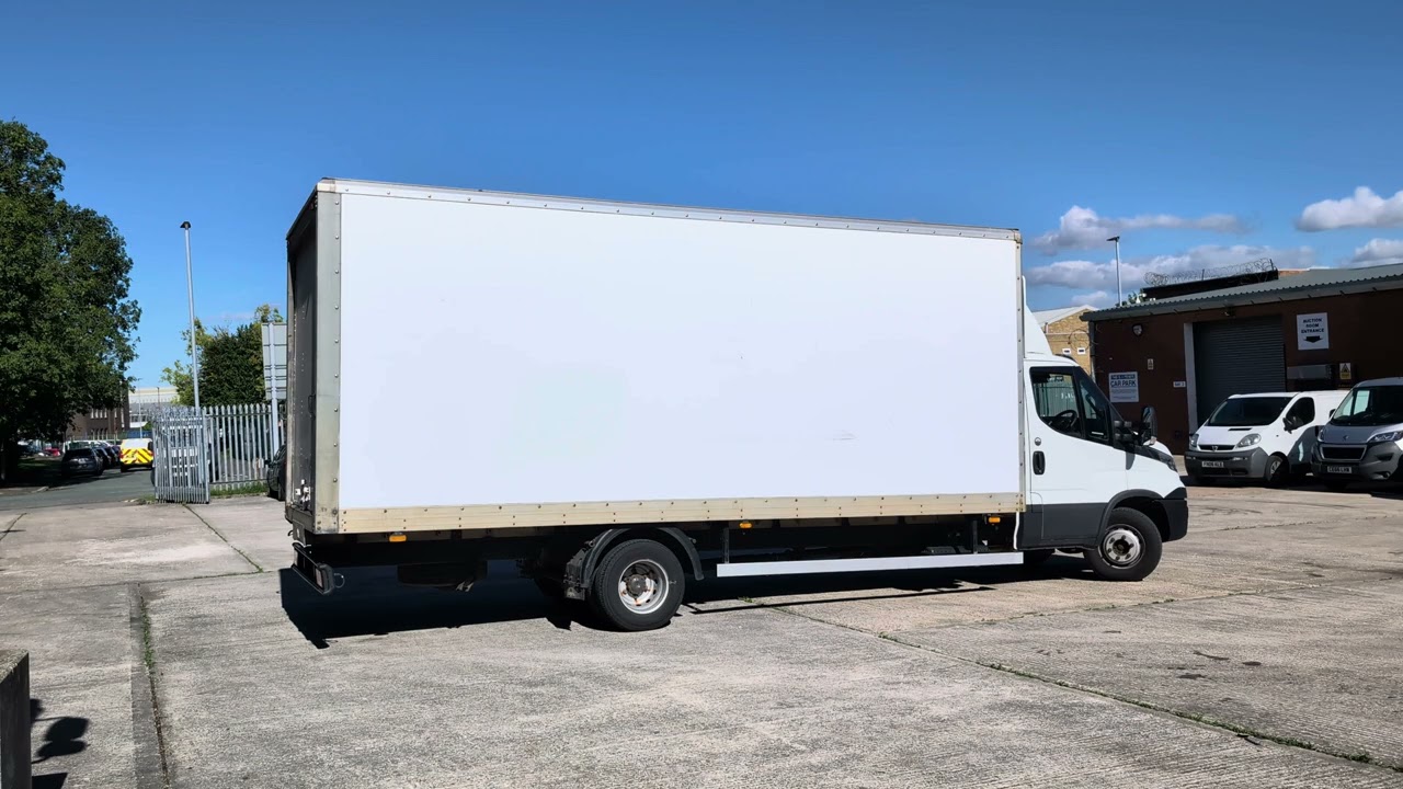 lot 9 -  Iveco Daily 70C18 Box Van (7.2-ton GVW), automatic gearbox,