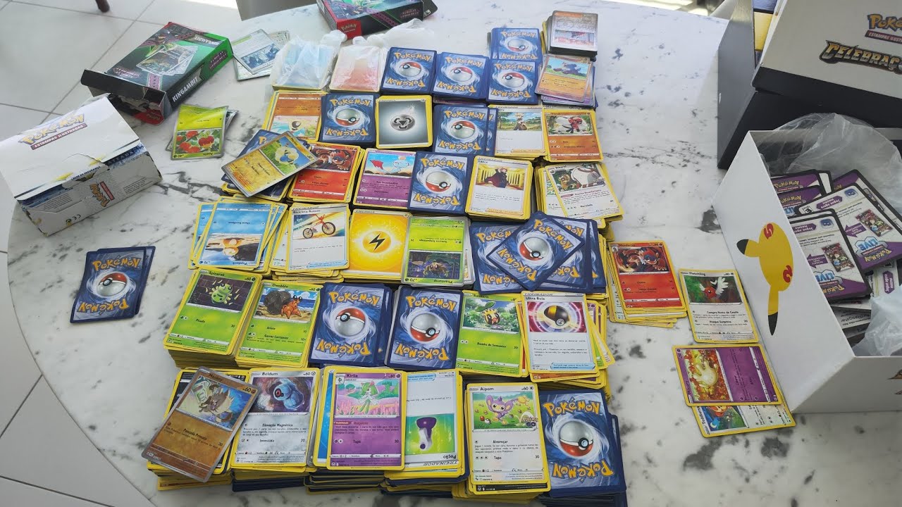 O que 7 mil cartas de pokémon se parecem na vida real,ainda tem mais para contar!