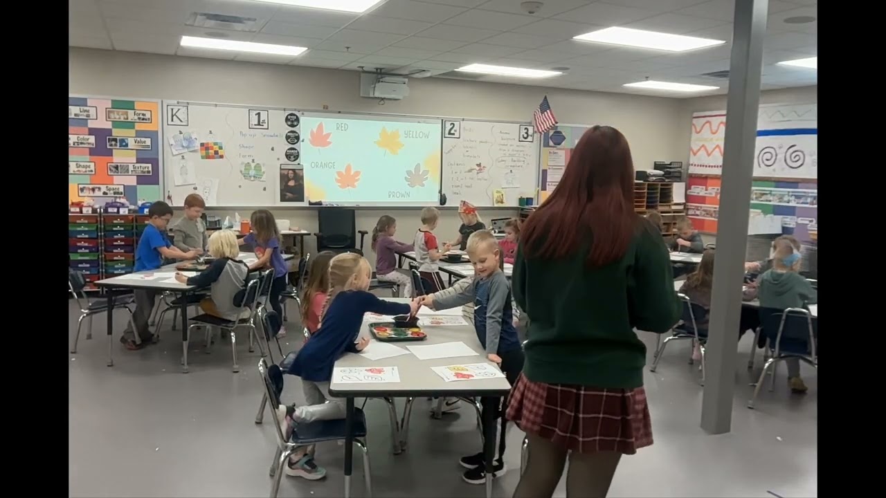 Mixing Colors With the Help of Fall Leaves!!