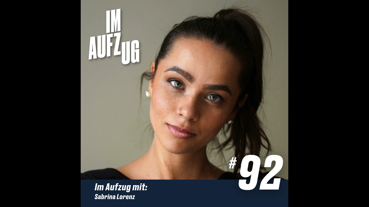 Im Aufzug mit Sabrina Lorenz