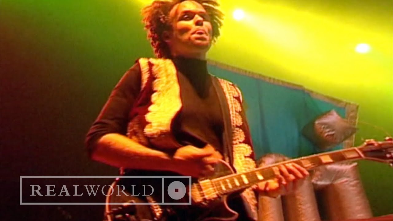 Joi - India (live at the Docklands Arena)