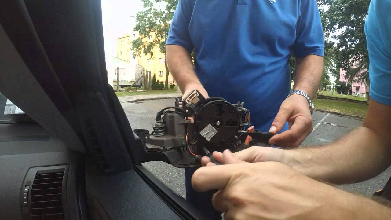 Octavia II 2009 po faceliftu  demontaz zrcatka - výměna blikače
