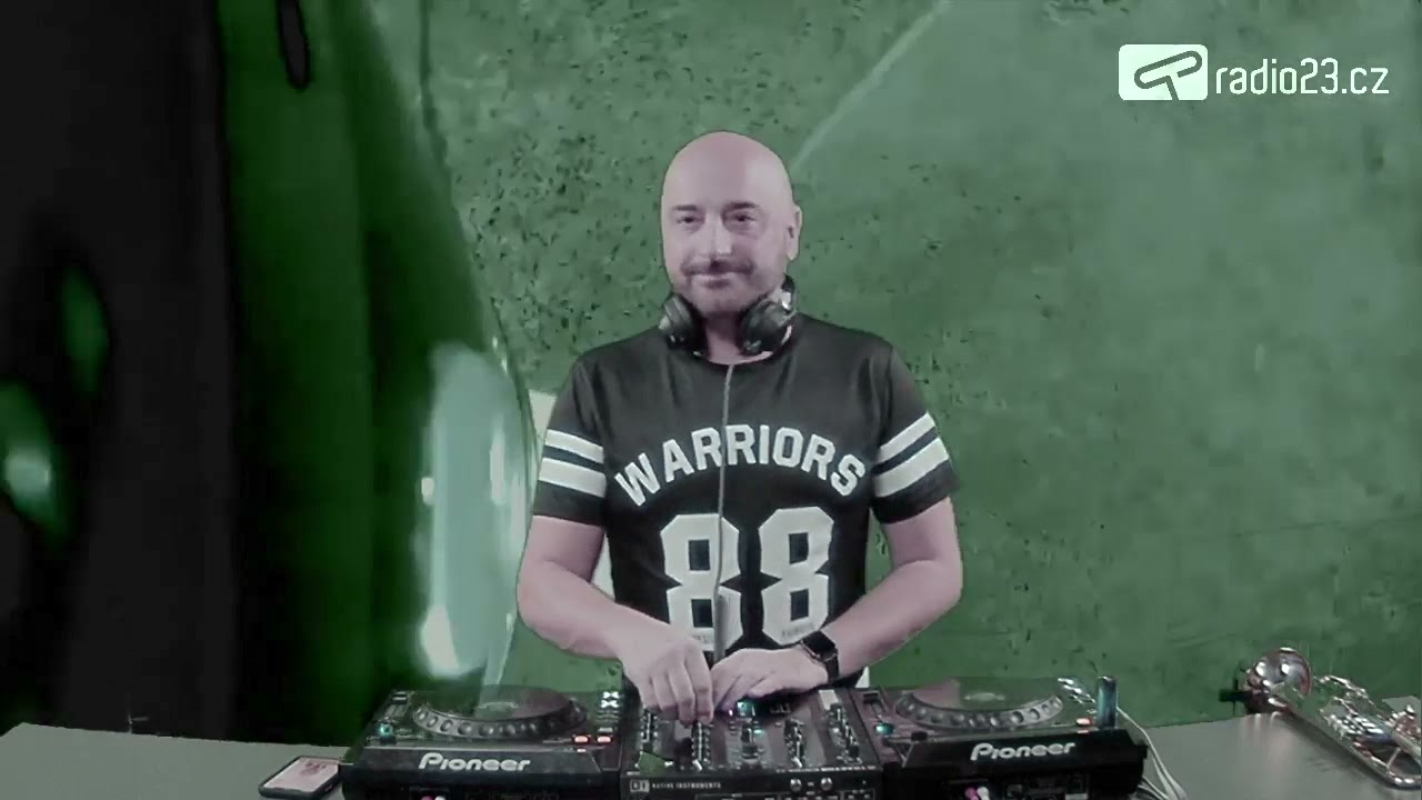 MICHAEL BURIAN QUARATINE DJ MIX PART 5