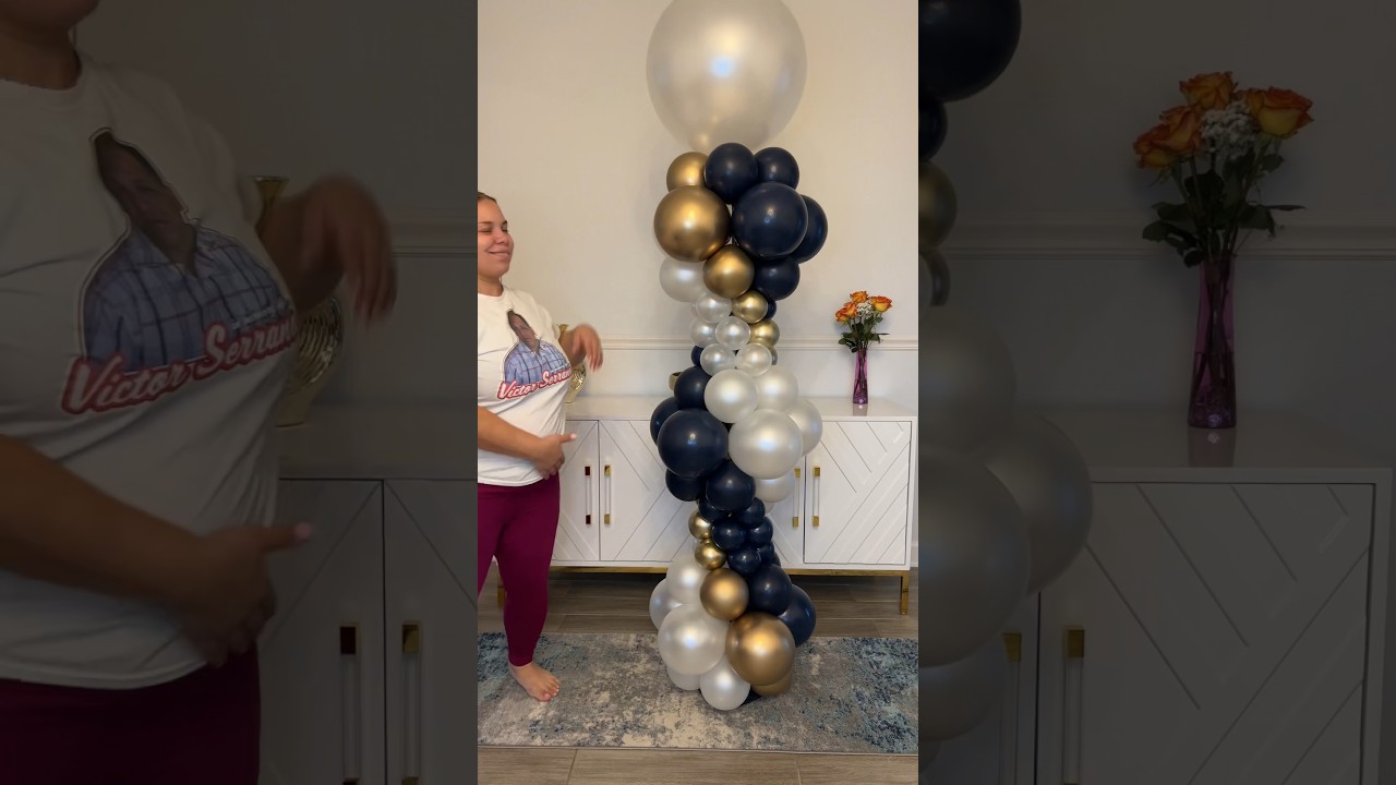 Classy balloon columns #balloons #ballooncolumn #balloondecor #column #tutorial