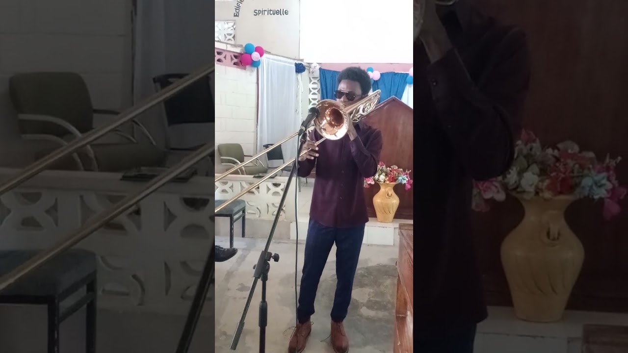 Le département des beaux Arts dans une composition instrumentale à l'occasion du premier service.