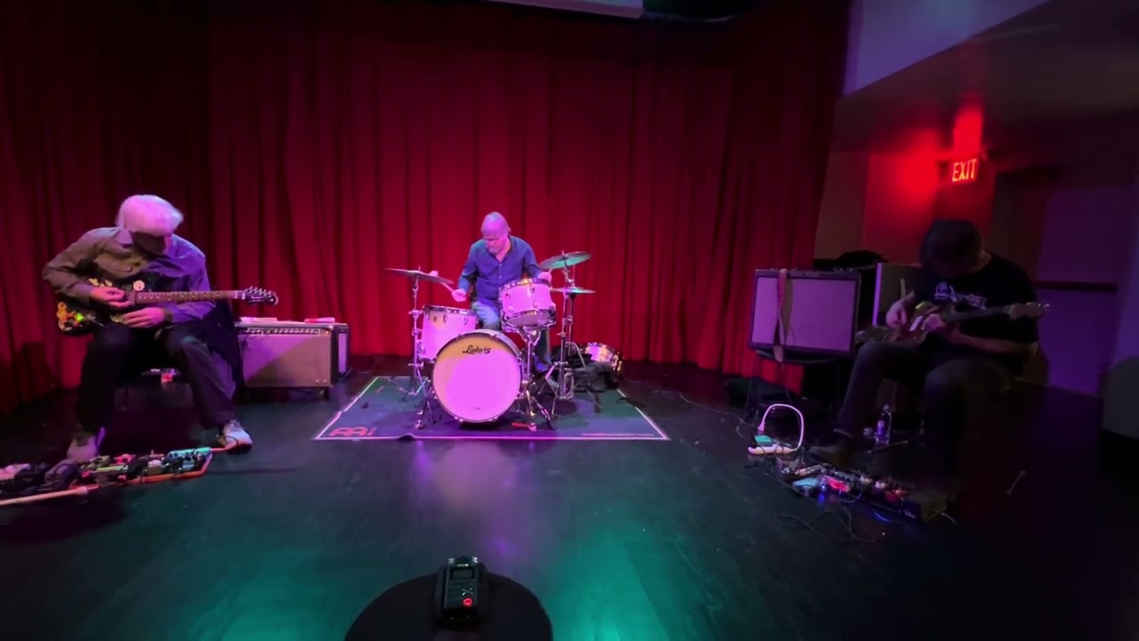 Thurston Moore Lee Ranaldo & Steve Shelley The Stone NYC USA 6th December 2024 (1) @sonicyouth
