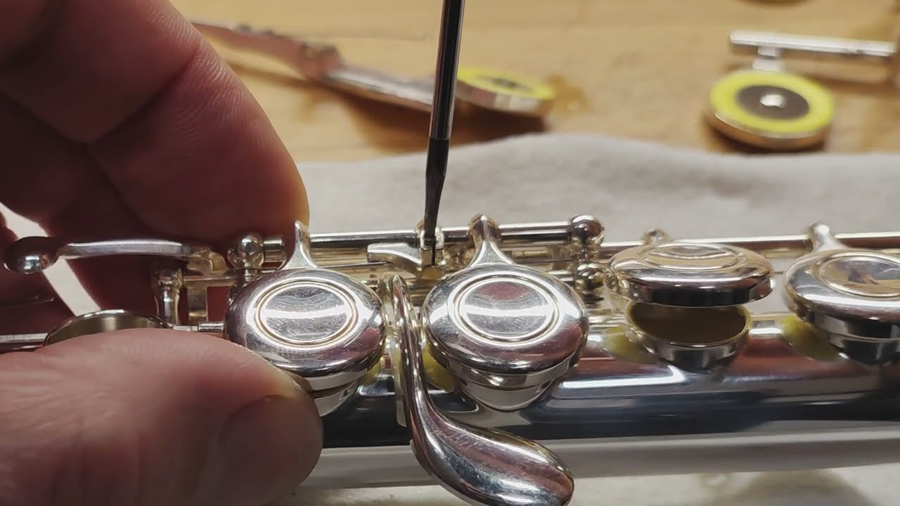 How to replace your flute pads. part 2.