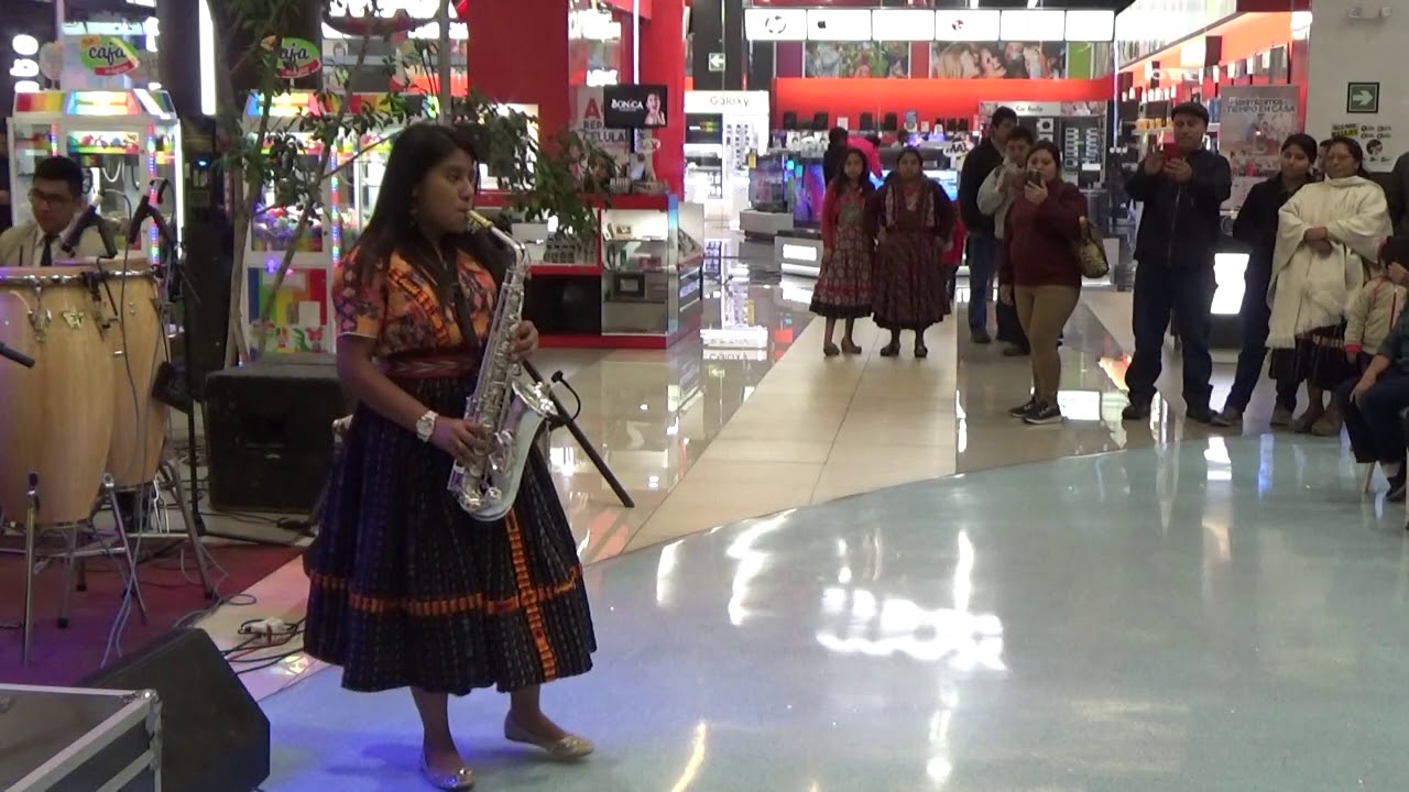Reynita Rodríguez - El Rey Quiché