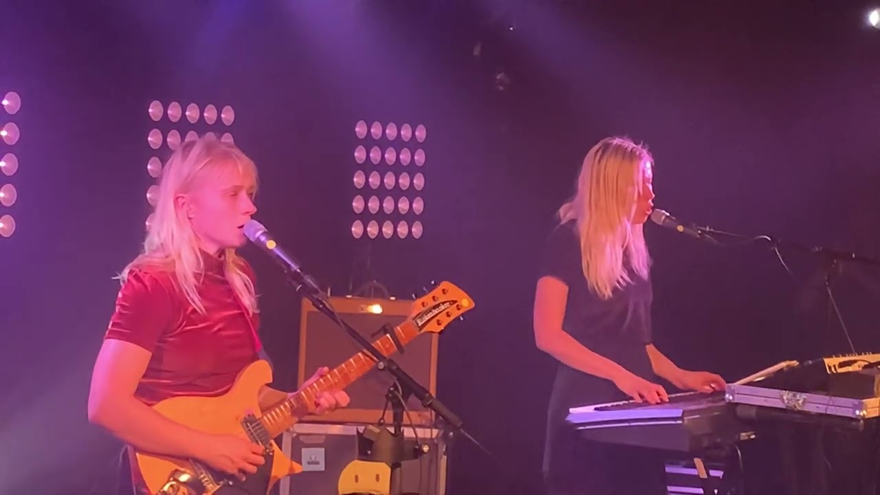 Maustetytöt - Jos mulla ei ois sua, mulla ei ois mitään, live at Loppen, Copenhagen, Sept 8, 2024