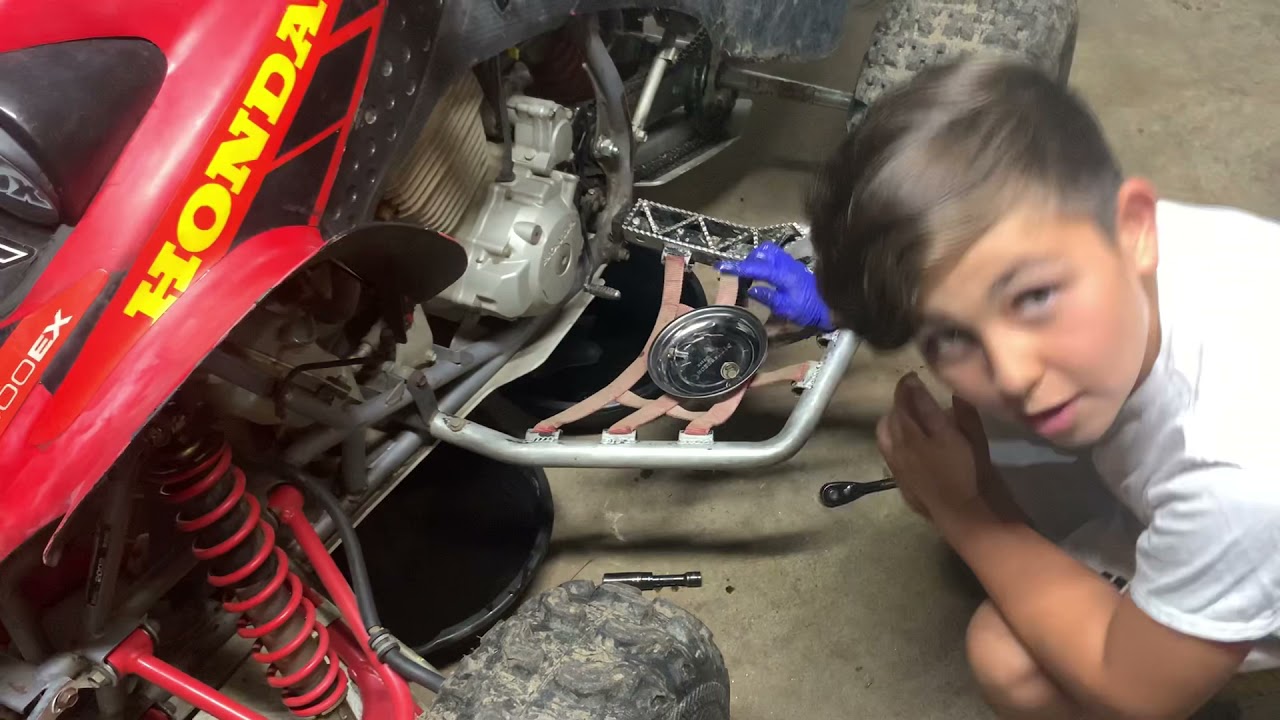 Honda 400ex oil change