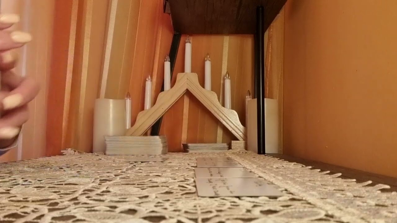 ,,Vreau sa te sun și sa îți aud vocea,,.....gândurile sale sunt  in permanență la tine