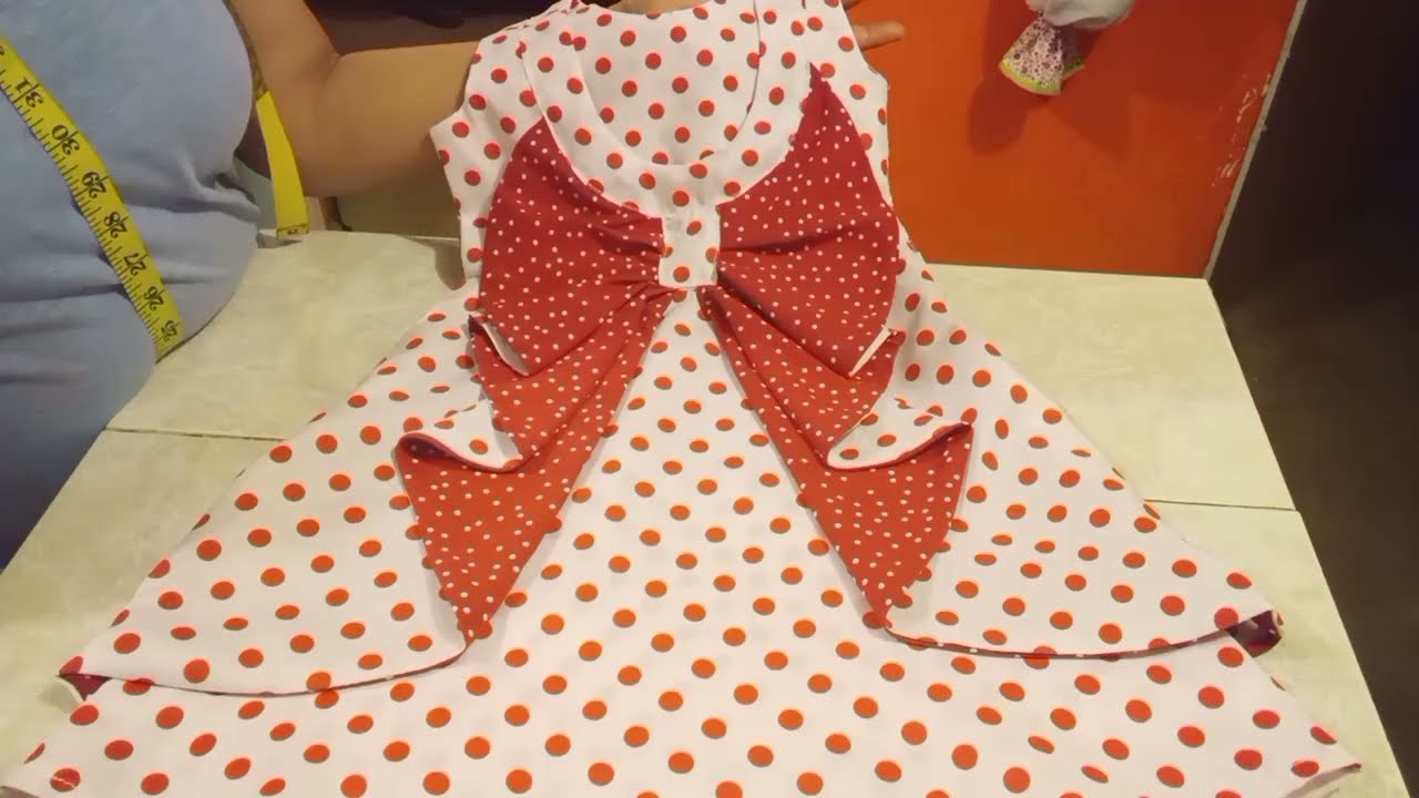 Vestido Borboleta T=2años (corte y confección)