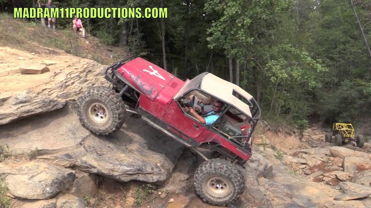 BIG HORSEPOWER JEEP YJ RIPS UP GRAYROCK