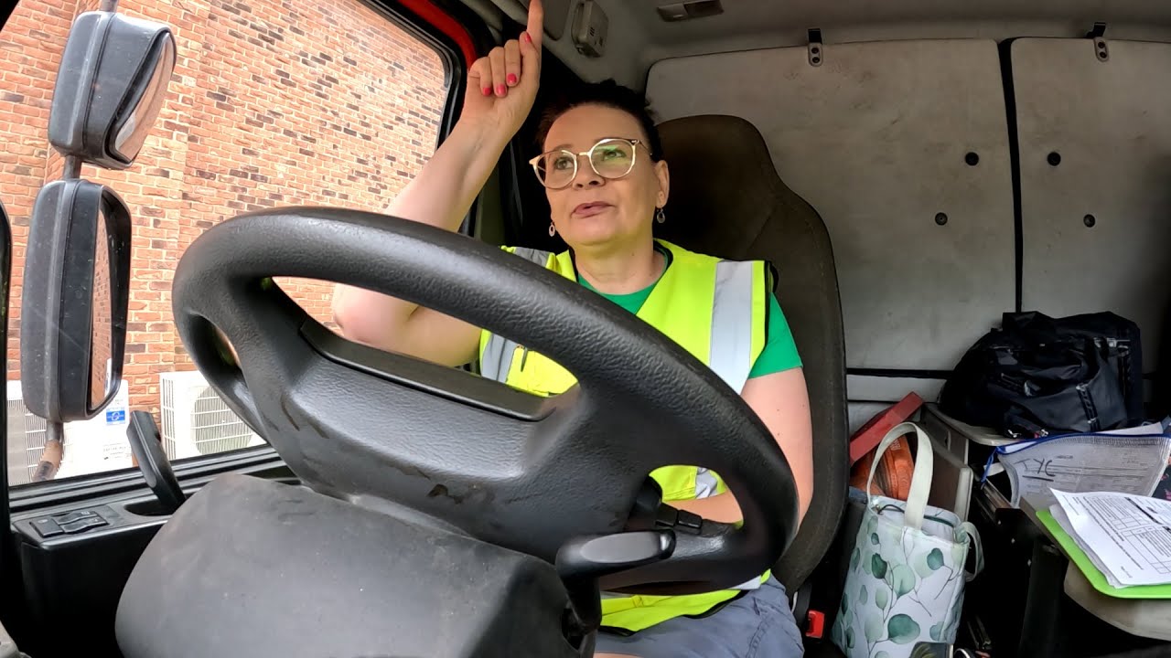 HGV Class 2 Dropping Pallets; Countryside Closures; & Help or Hinder.