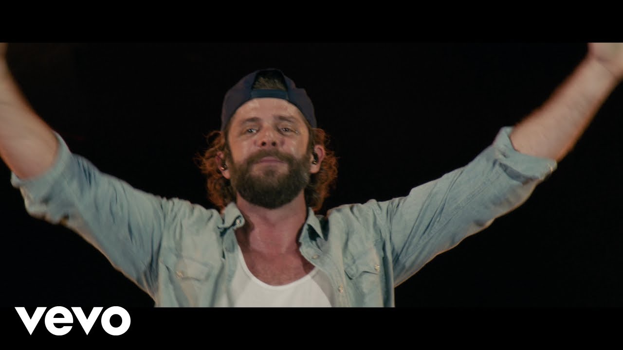 Thomas Rhett - She Had Me At Heads Carolina (Live From Fenway Park)