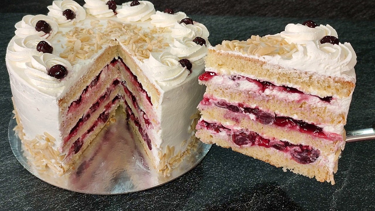 Торт ВИШНЯ-AMARENA! Один из самых вкусных тортов! Роскошный! Нежнейший торт, тает во рту!