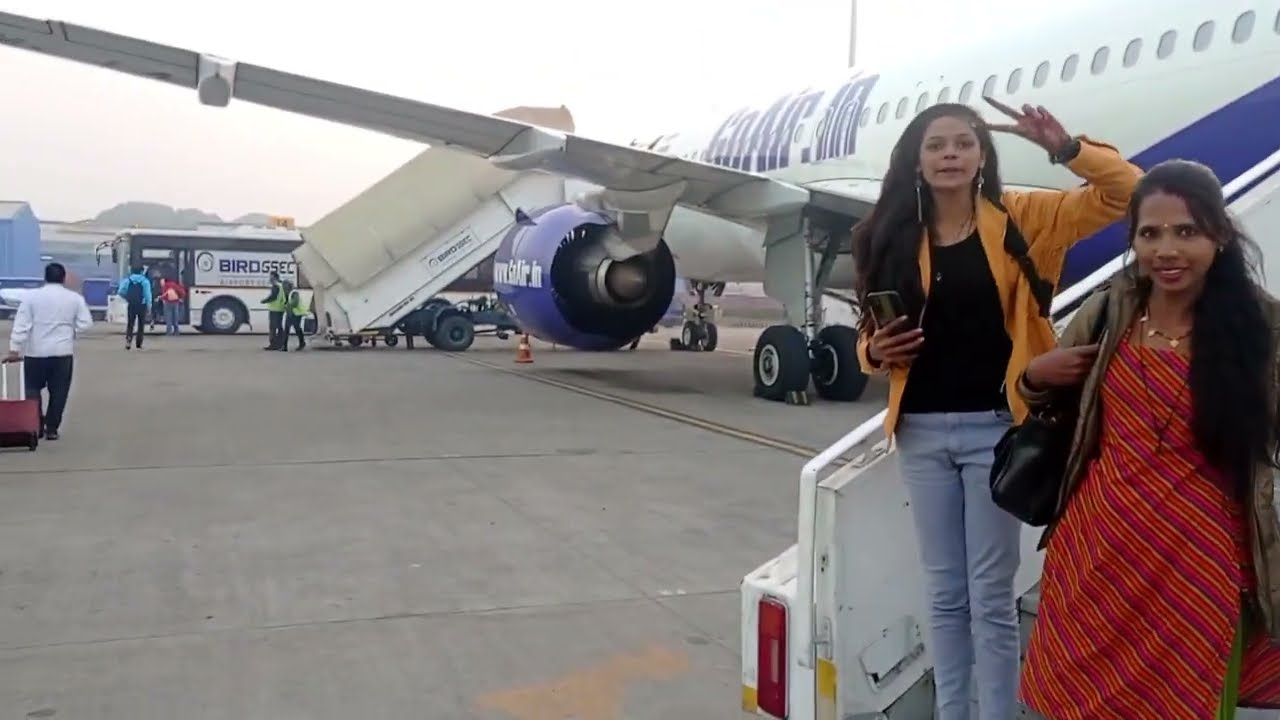Delhi to Ahmedabad flight journey #varal #delhi #flight