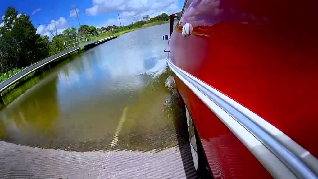 Mike Test Drives The Amphicar - Wheeler Dealers