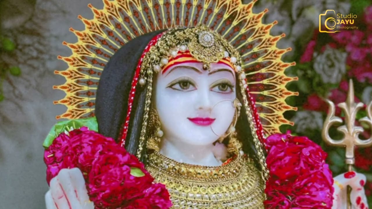 ઉપાધી કોઈ તું કરમાં હજી ખોડલ બેઠી છું upadhi koi tu karma haji khodiyar bethi chu...