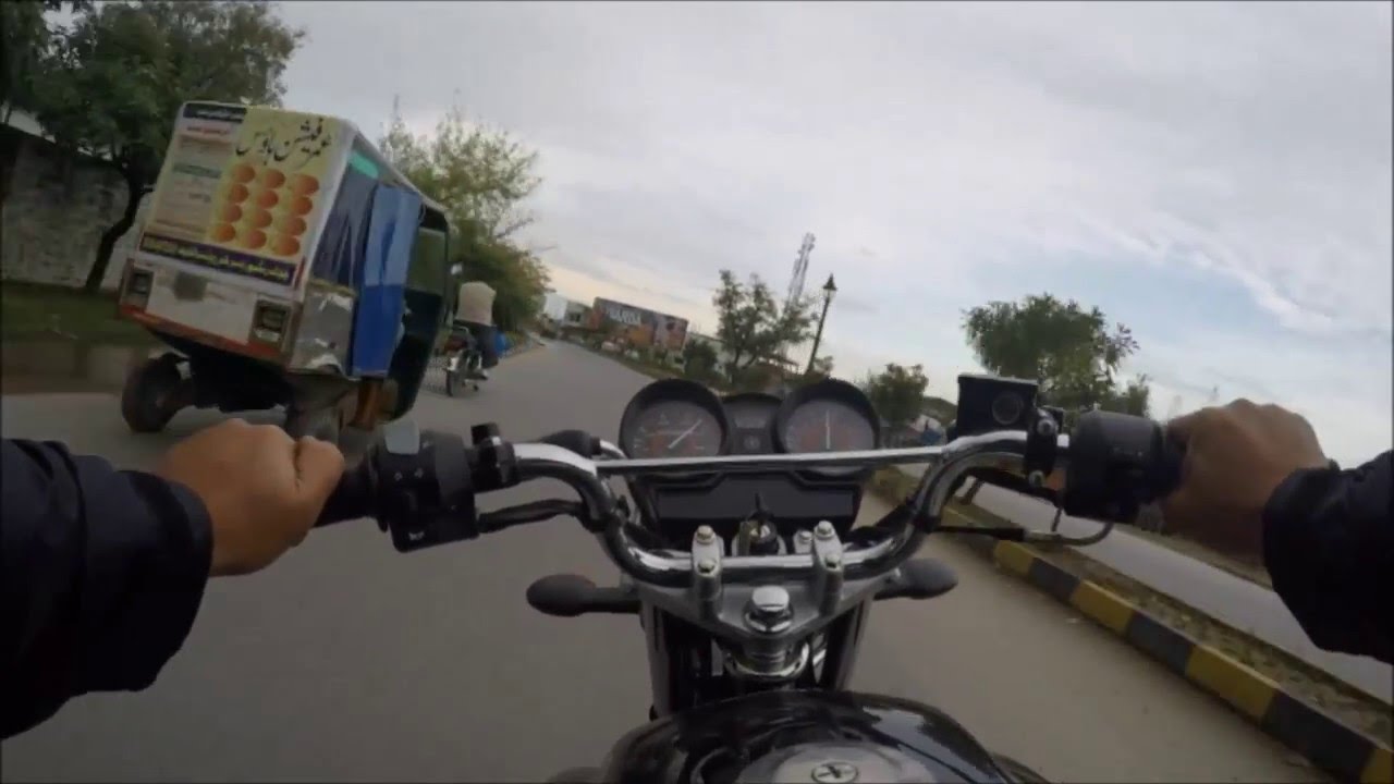 Sialkot City on Yamaha YBR 125G Bike