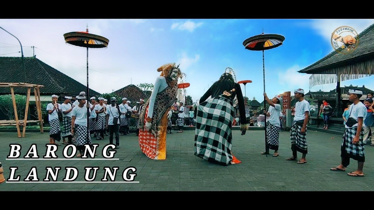 BARONG LANDUNG MENGHIBUR WARGA PENGLIPURAN MANIS KUNINGAN part1