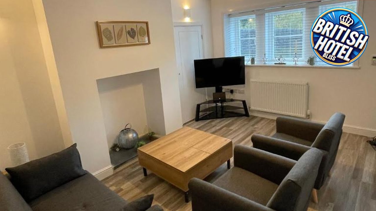 Ebor Mill's Cottage | Bradford, United Kingdom | Hotel Review ⭐
