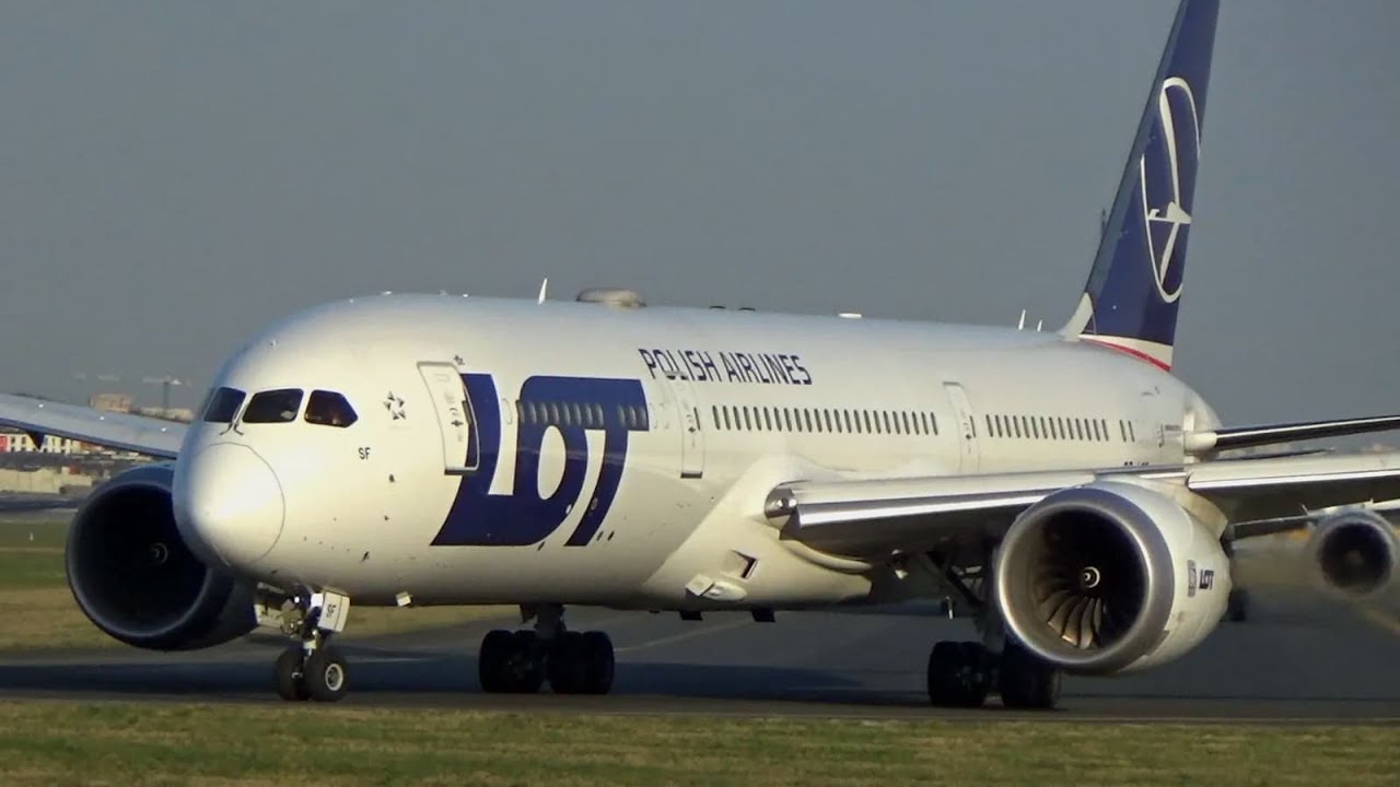 Planespotting Warszawa/Warsaw | CLOSE-UP TAXI - B787, B777 and more! #19