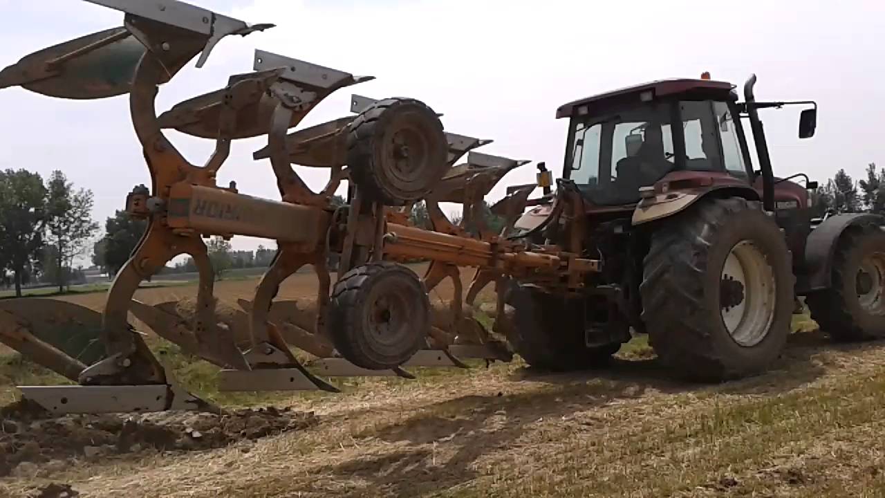 G240 newholland con Moro warrior pentavomere