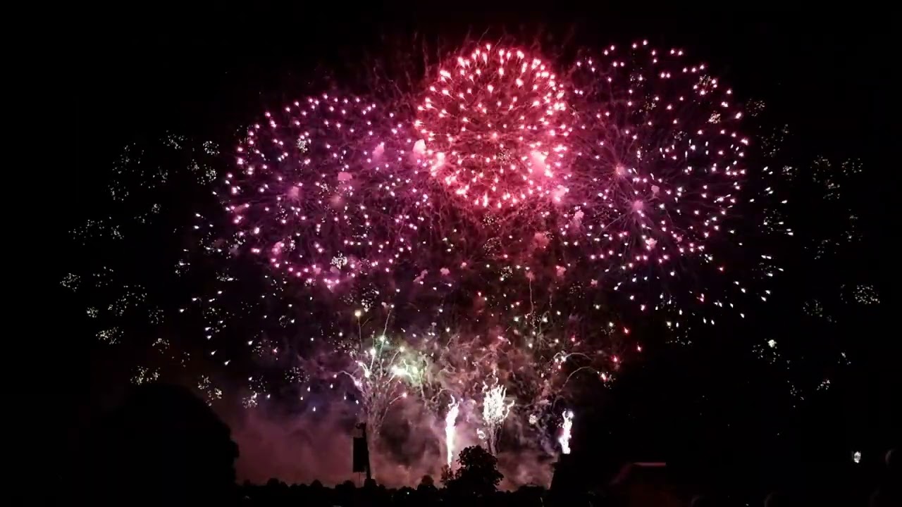 Arley Hall Firework Champions 2023 - Bright Sparks Fireworks (Closing Display)