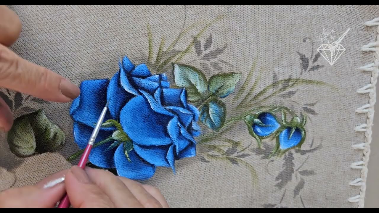 Como Pintar Rosas Viradas para Iniciantes na Pintura em Tecido