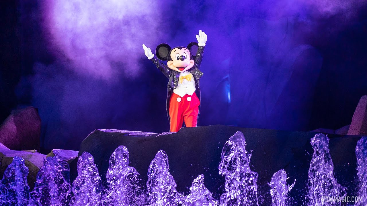 Fantasmic! returns  to Walt Disney World - Full show in 4K from opening night 2022