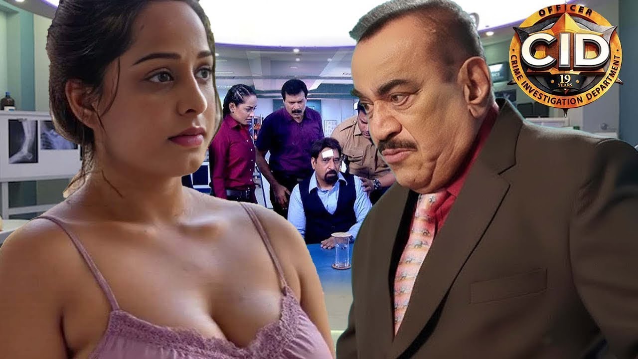 Officer Purvi जब आई आधे कपड़े में ACP के सामने | CID | सी. आई. डी | New Crime Mistry