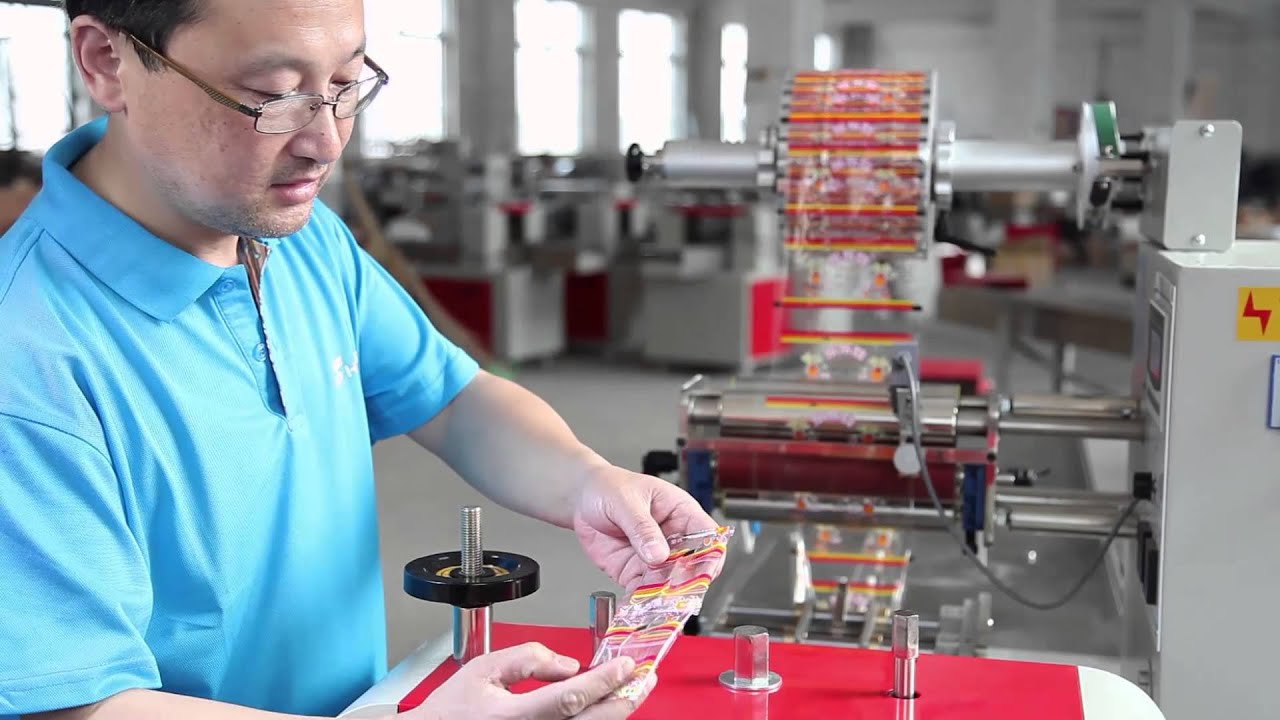 Details video of pillow packing machine