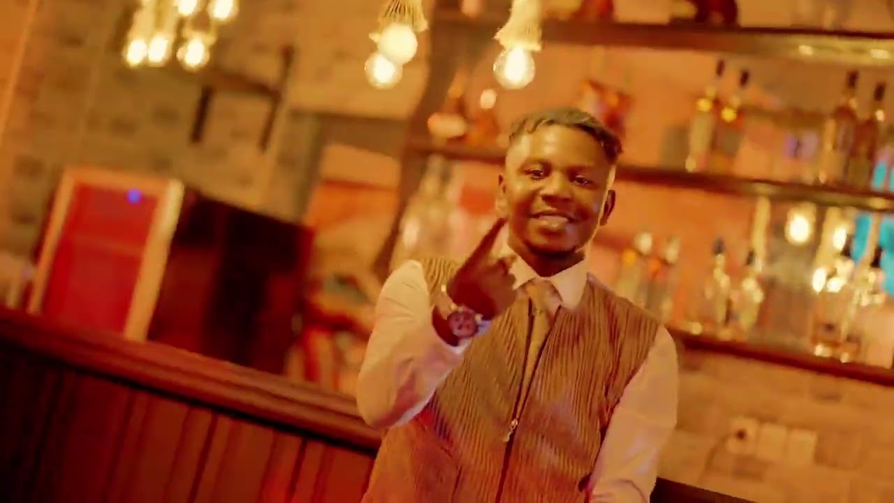 DJ David .... célébrer [clips officiels] disponible
