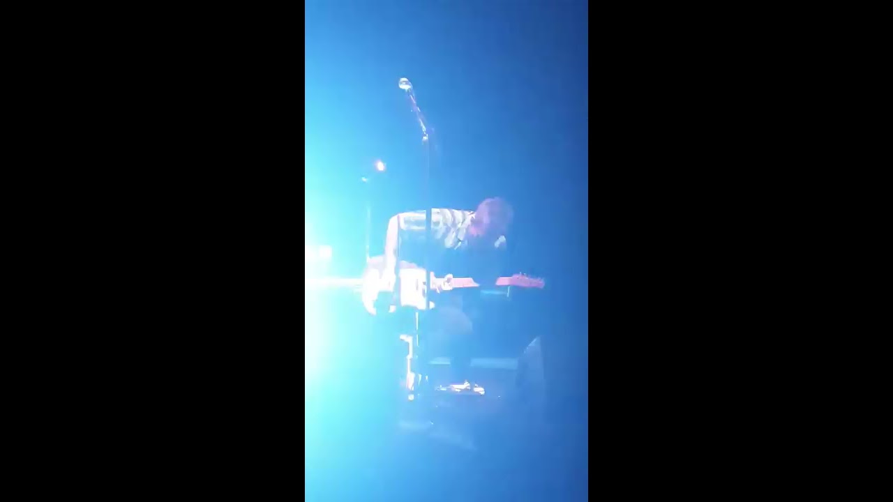 Duman-Saldır Solo (Zorlu PSM 25.01.2020)