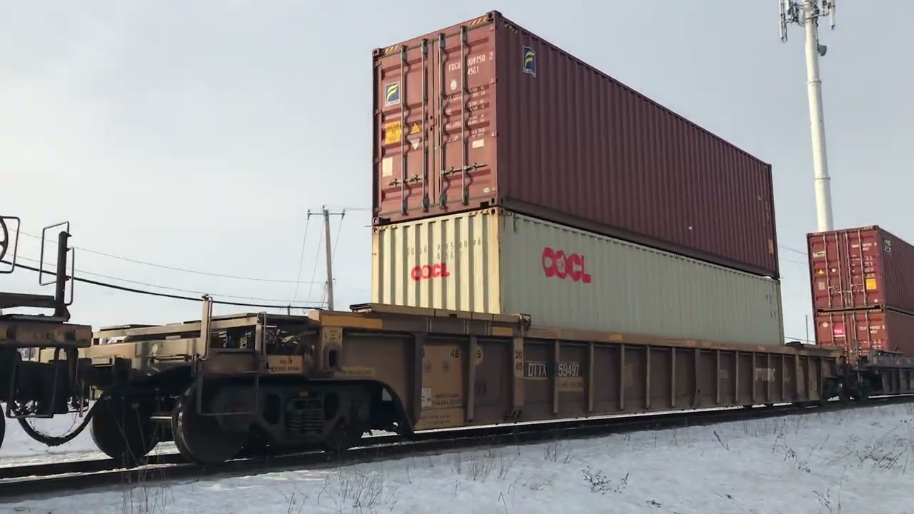 CN 148 (X461) at Charlemagne, QC - 2020-02-25