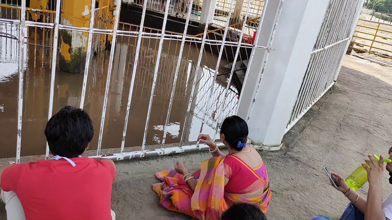 Stambeshwar Mahadev Temple (Shivling Submerged in Water)